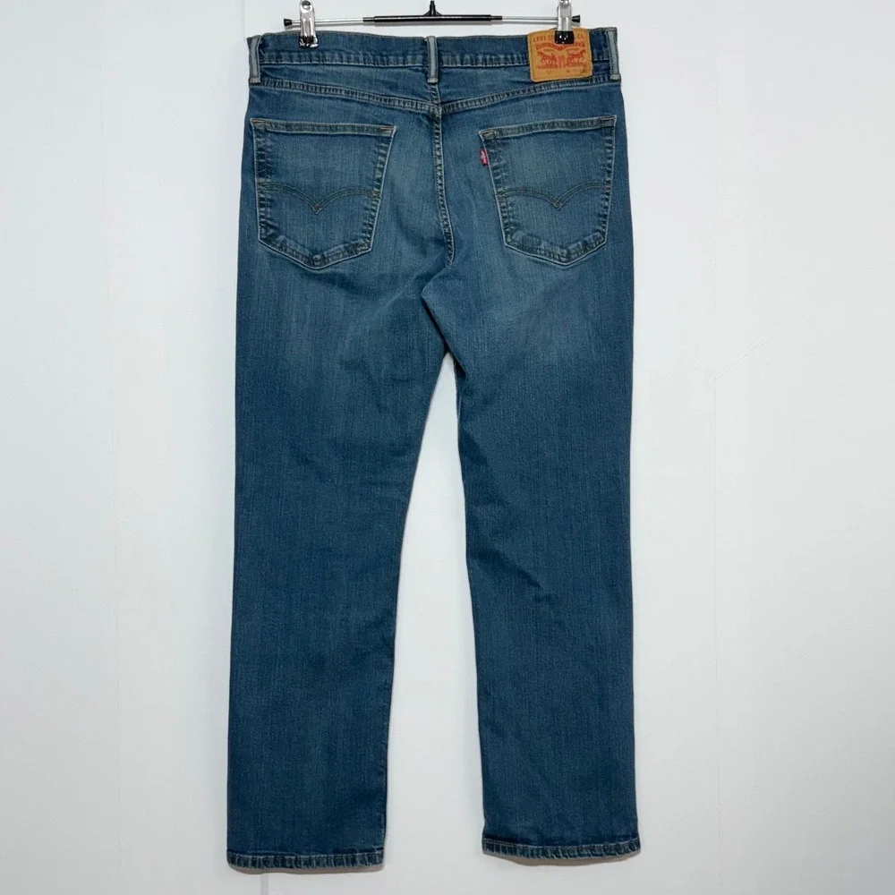 Levis small spot